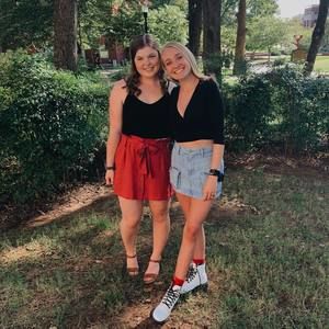 Meet your Posher, Ashley